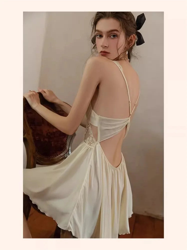 Nuisette en dentelle