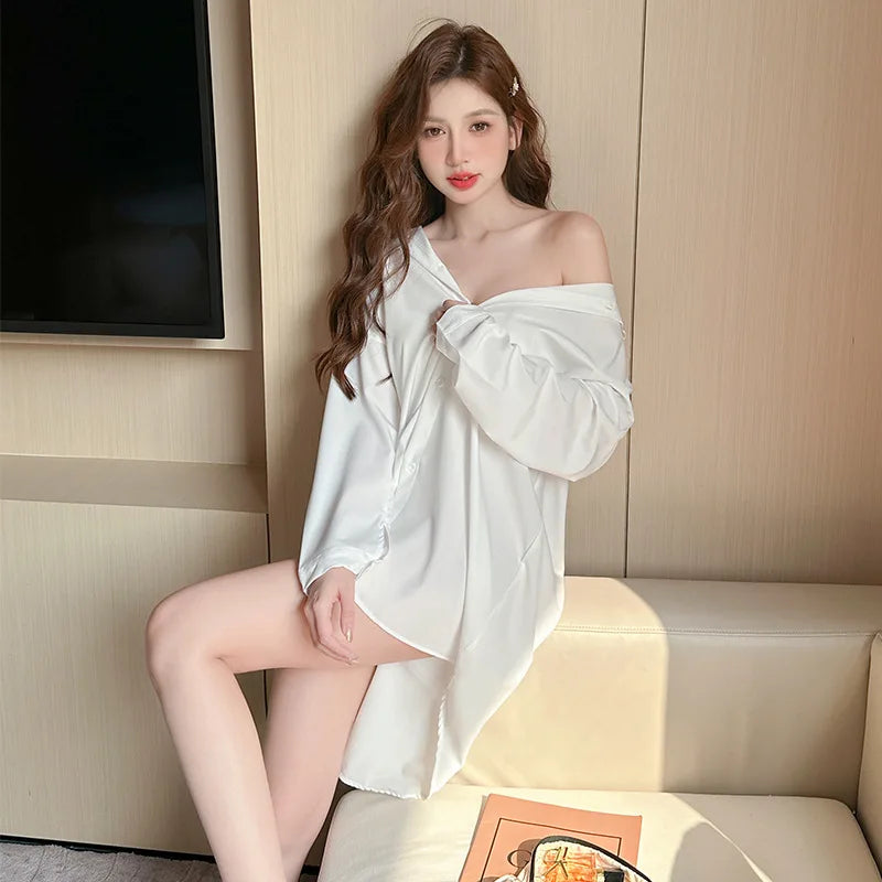 Rendez-vous Tardif – nuisette en soie avec un motif qui attire l’œil | Nuisettes en soie, sexy et longue