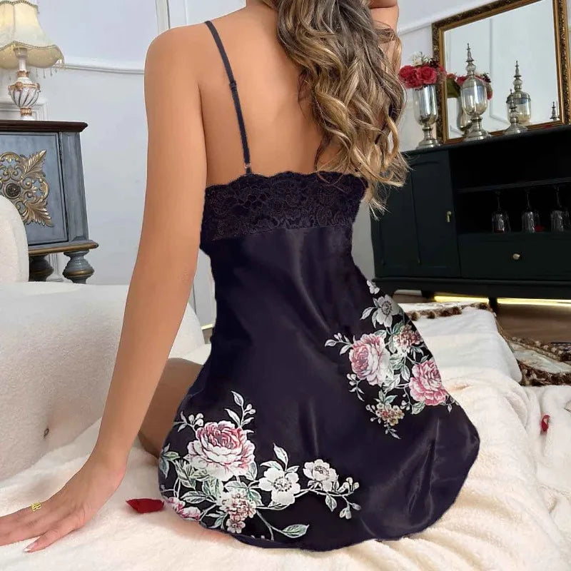 Nuisette en dentelle