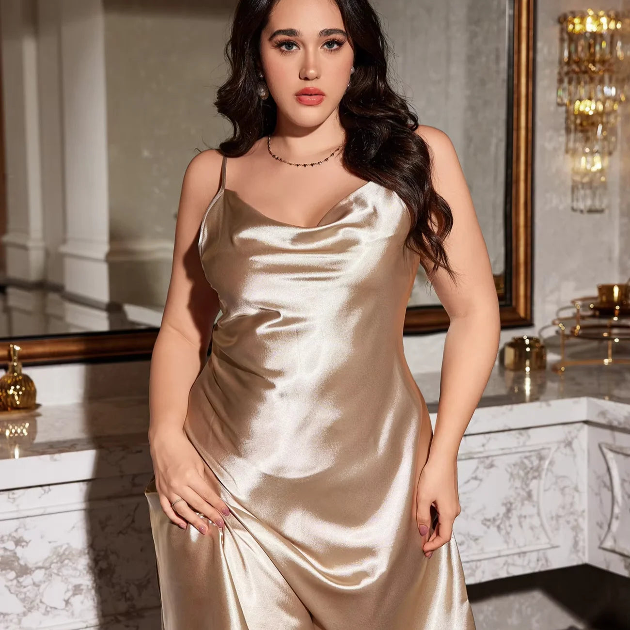 Rêve de Minuit – nuisette grande taille aux finitions délicates | Nuisettes en soie, grandes tailles et sexy