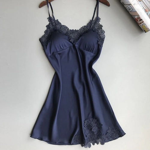 Nuisette avec dentelle