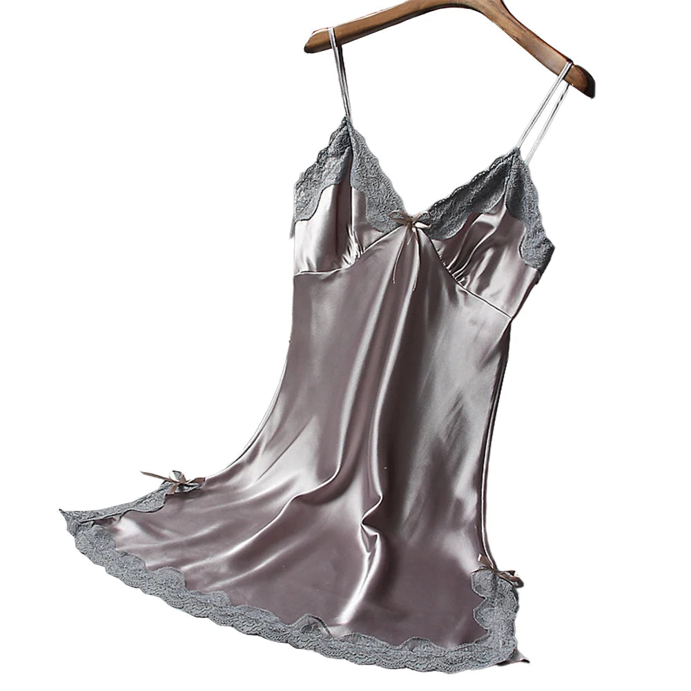 Petit Frisson – nuisette satin avec une présence simple (taille 40-60kg) | Nuisettes en satin, en dentelle et sexy
